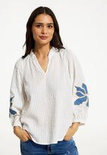 Indlæs billede til gallerivisning IN FRONT BLOUSE BONNI WHITE/BLUE
