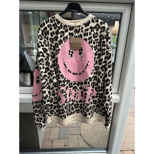 BOHO LOVE SWEAT SHIRT LEO SMILEY